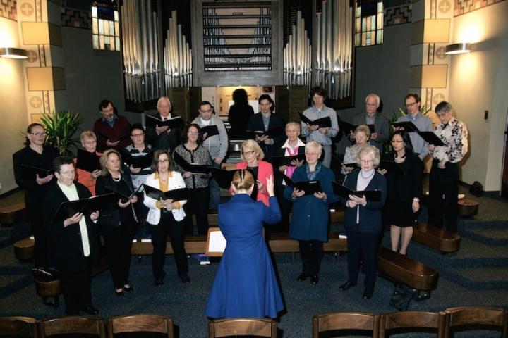 ChorInDerKirche16-03-2014-810x540.JPG